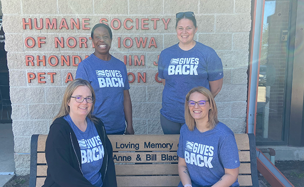 Farisa, Heidi, Kara, and Sami volunteered at the Humane Society of North Iowa